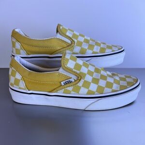 VANS Classic Yellow and White Slip-Ons Size M3.5/W5, Used Good Conditions